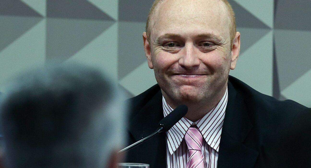 Moraes homologa redução da pena de hacker após aprovação no Enem