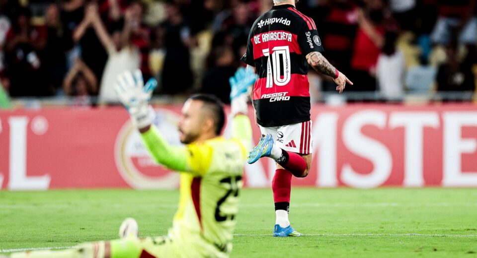 Flamengo goleia Independiente Medellín por 4 a 1 na Copa Libertadores