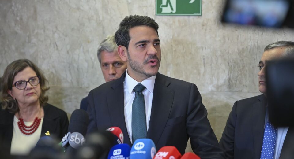 “Não é simples, mas Senado é soberano”, diz Messias após rejeição