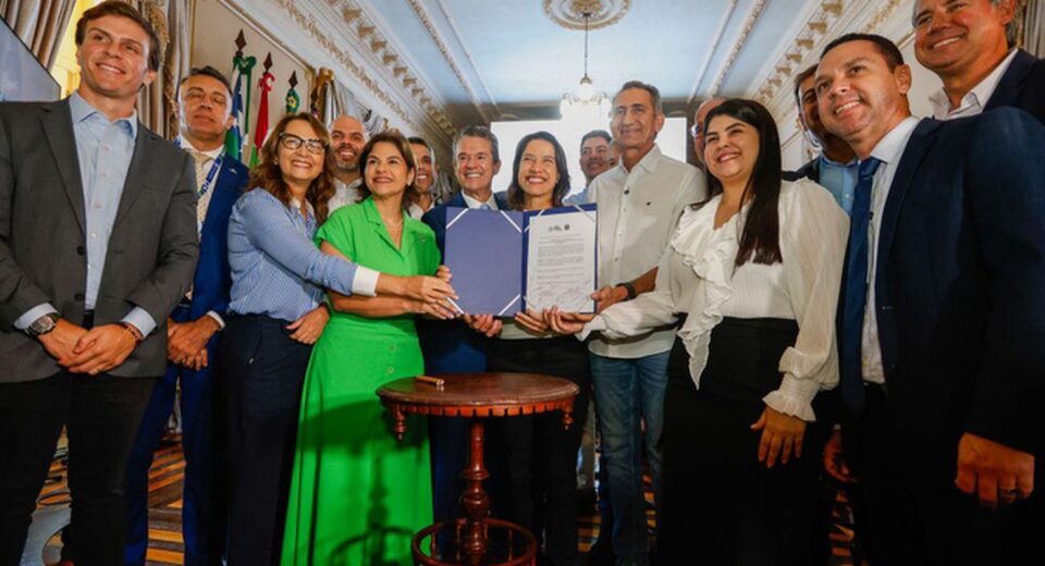 Novos trechos da Adutora do Agreste deverá beneficiar 195 mil pessoas