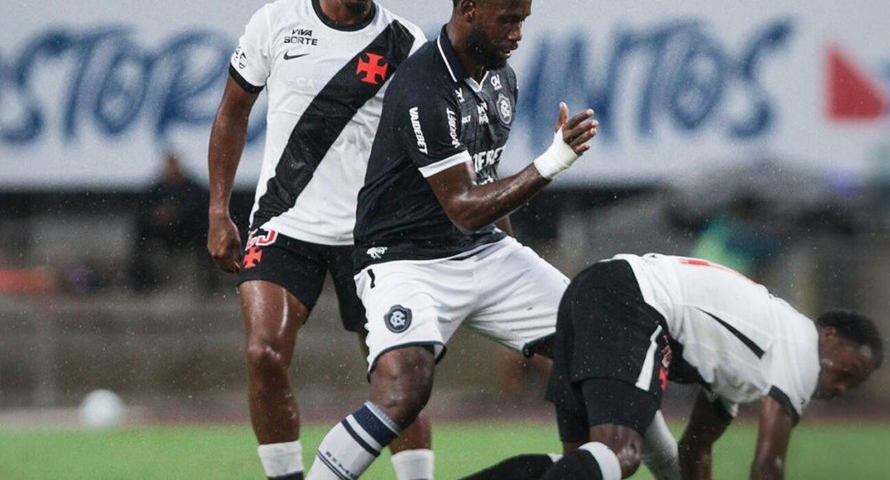 Após atraso devido à chuva, Remo e Vasco empatam pelo Brasileirão