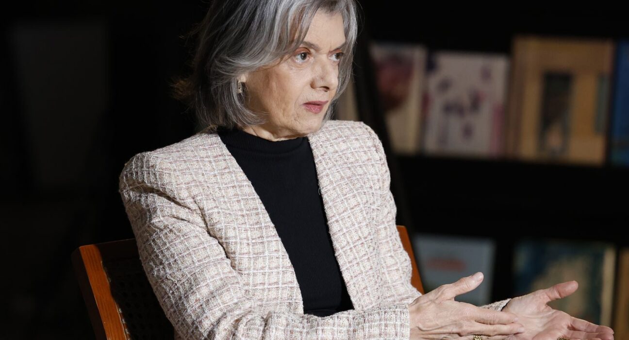 Cármen Lúcia diz que é aconselhada a deixar STF por ataques machistas