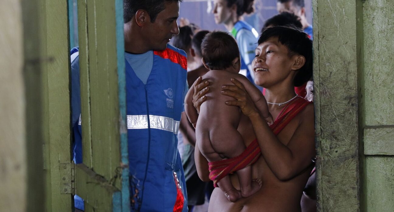 Óbitos por malária na terra Yanomami caíram 80% em 2025, diz governo
