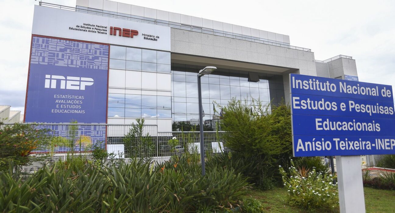 MEC prorroga prazo para pedir isenção da taxa de inscrição do Enem