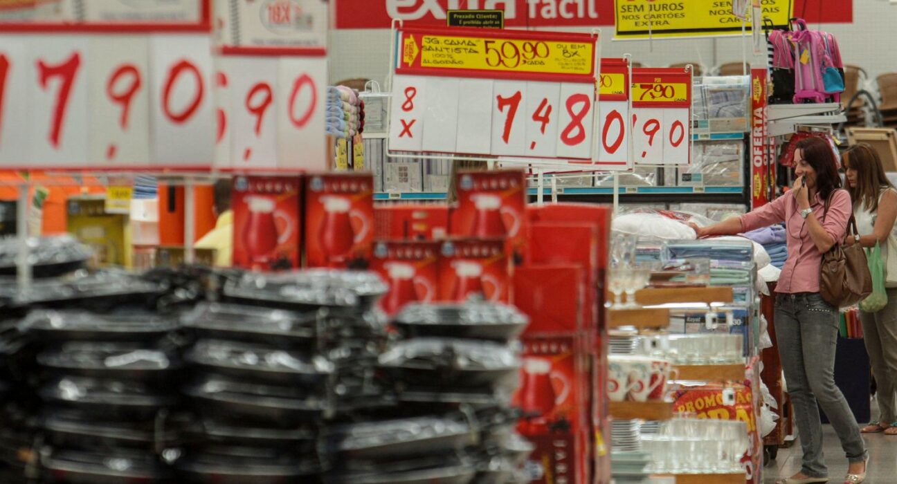 Mercado eleva previsão da inflação para 4,36% este ano