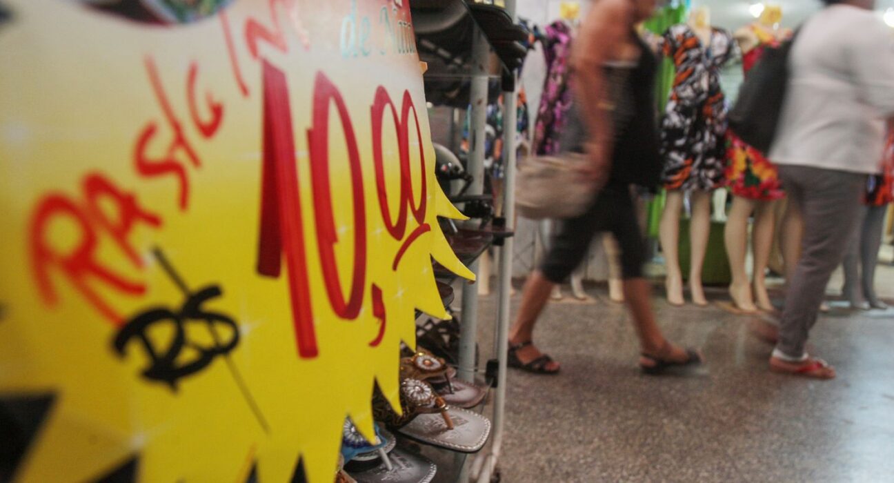 Mercado eleva previsão da inflação para 4,71% este ano