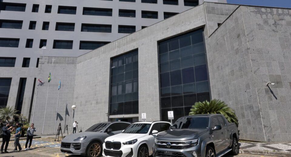 Ação da PF prende influenciadores envolvidos em lavagem de dinheiro