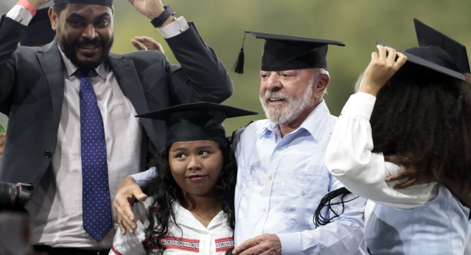 Governo anuncia ampliação da Rede Nacional de Cursinhos Populares