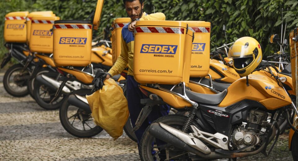 Correios: Plano de Demissão Voluntária tem adesão de 30% da meta