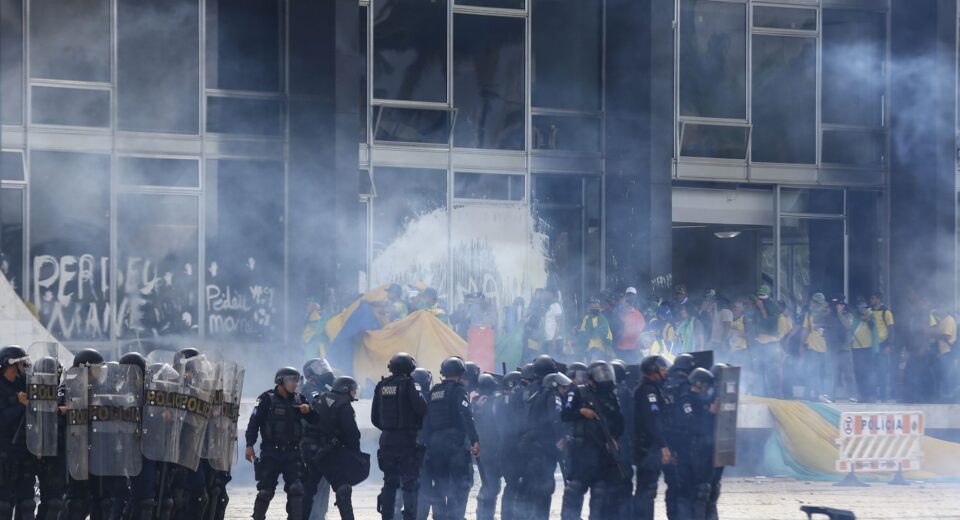 Supremo chega a 1,4 mil condenados pelos atos golpistas