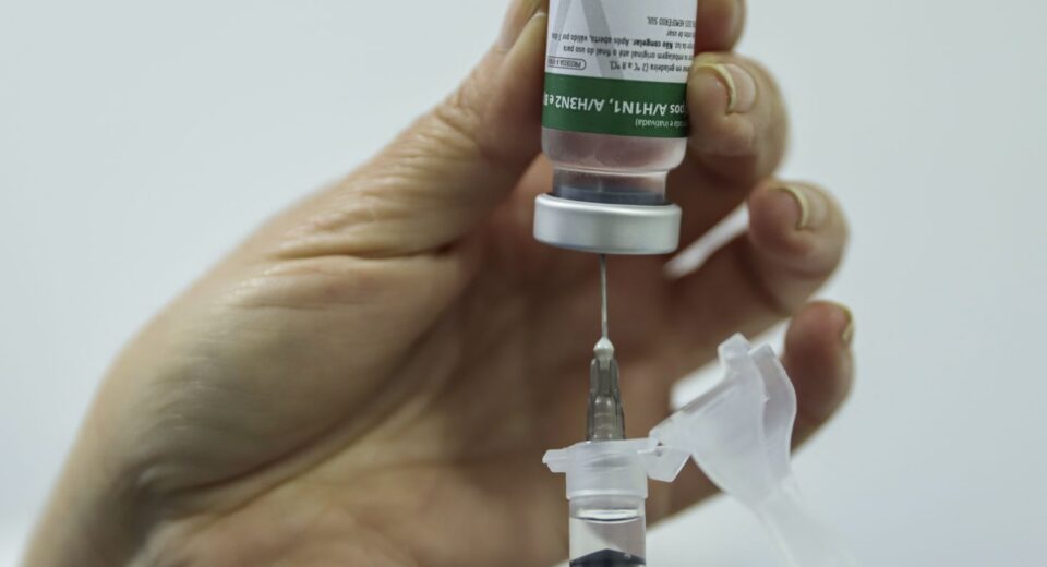 Fiocruz mantém alerta para síndrome respiratória grave