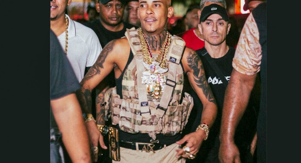 MC Poze do Rodo passa por audiência de custódia e é mantido preso