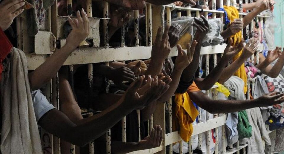 Justiça condena estado de SP a pagar indenização por tortura de presos