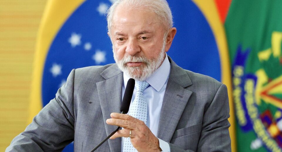 Lula critica ameaças de Trump ao mundo e defende papa Leão XIV