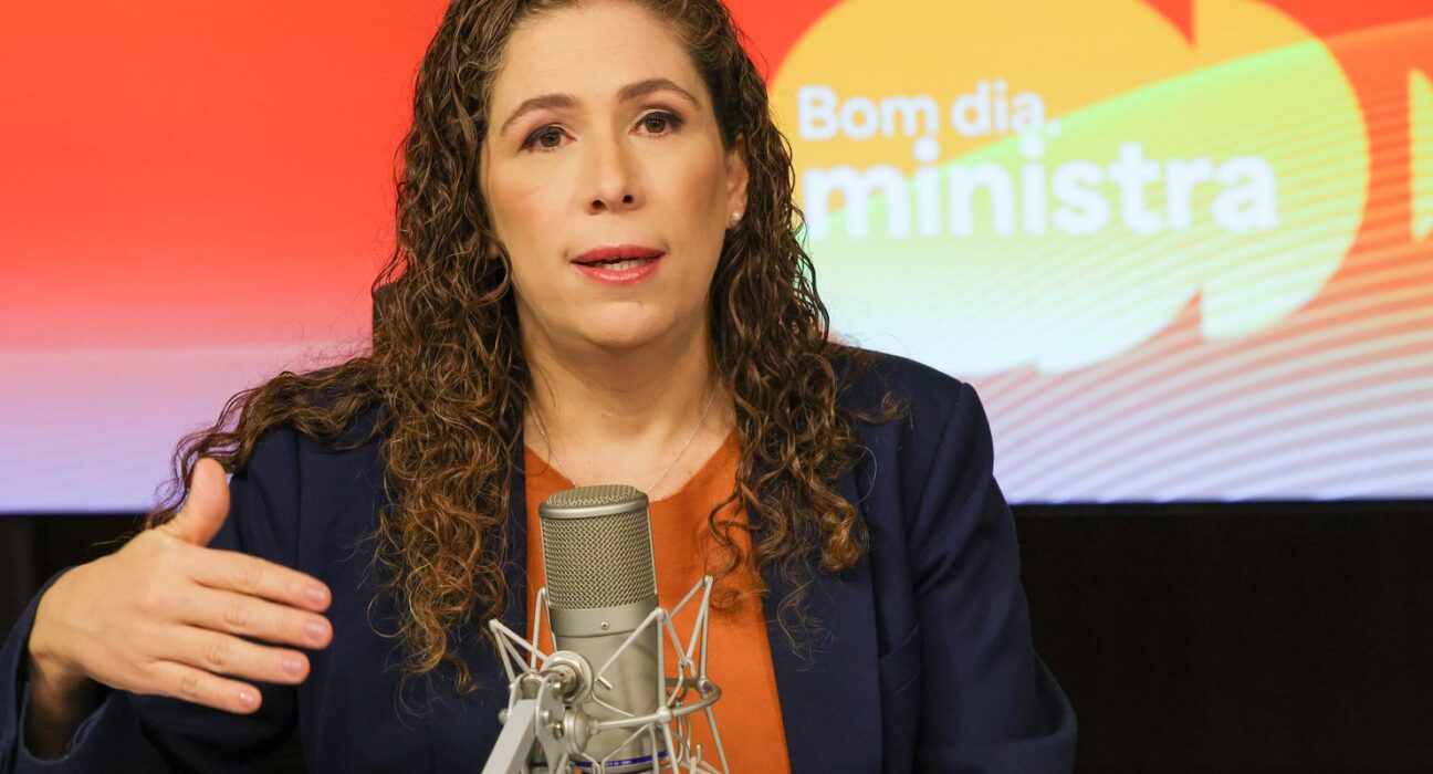 Novos cargos são para recompor capacidade do Estado, diz ministra