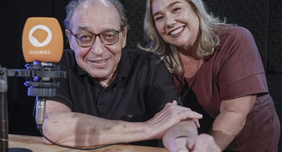Rádio MEC: Nova temporada do Conversa com o Autor recebe Ruy Castro