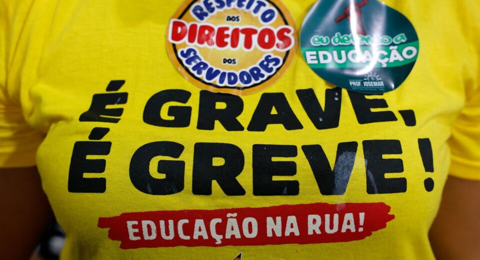 Profissionais da educação pública do Rio fazem paralisação na quinta