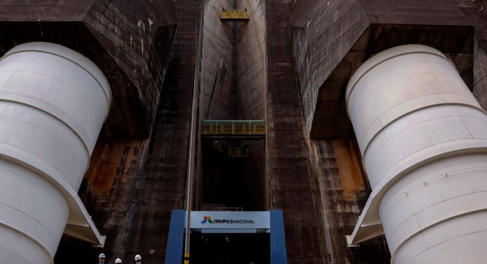 Energia solar em Itaipu tem potencial para dobrar capacidade da usina