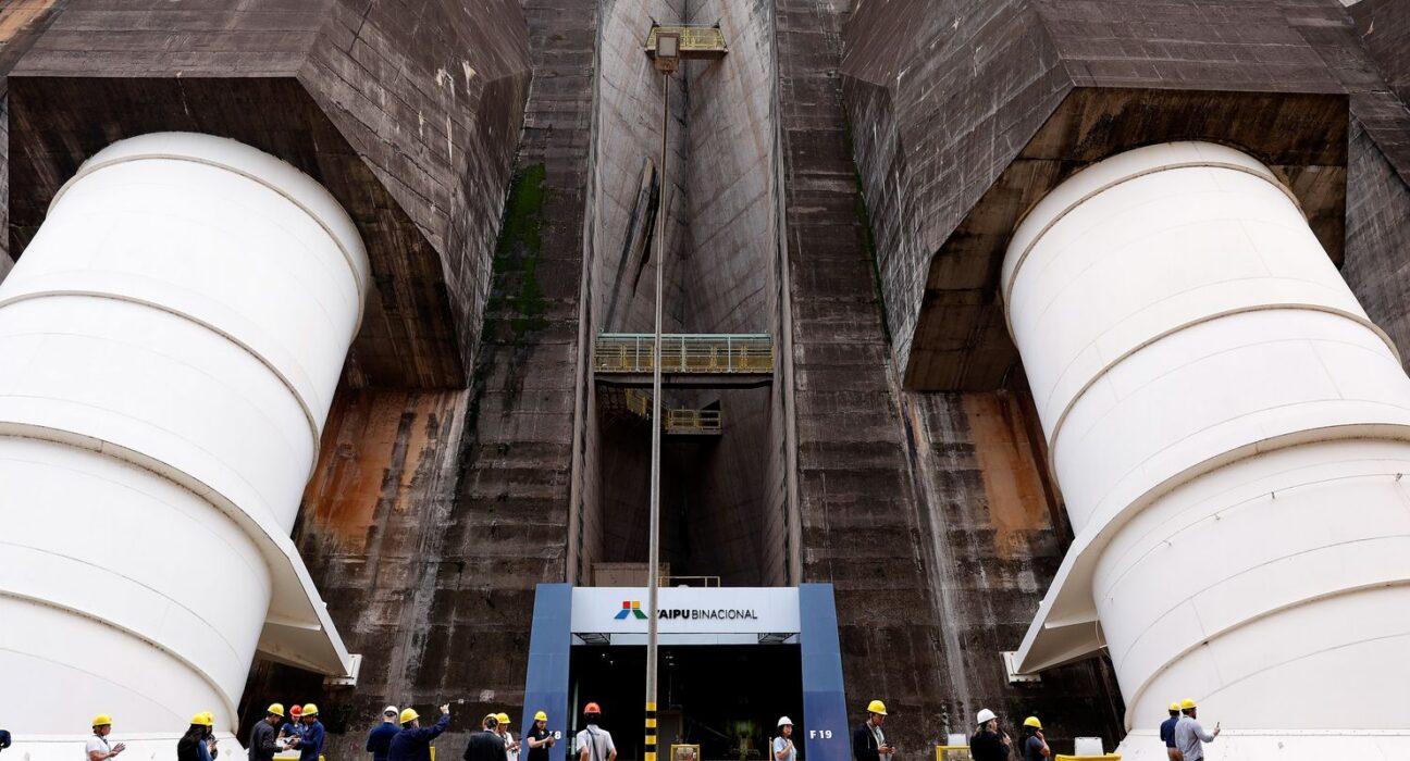 Diretor brasileiro de Itaipu garante tarifa reduzida em 2027