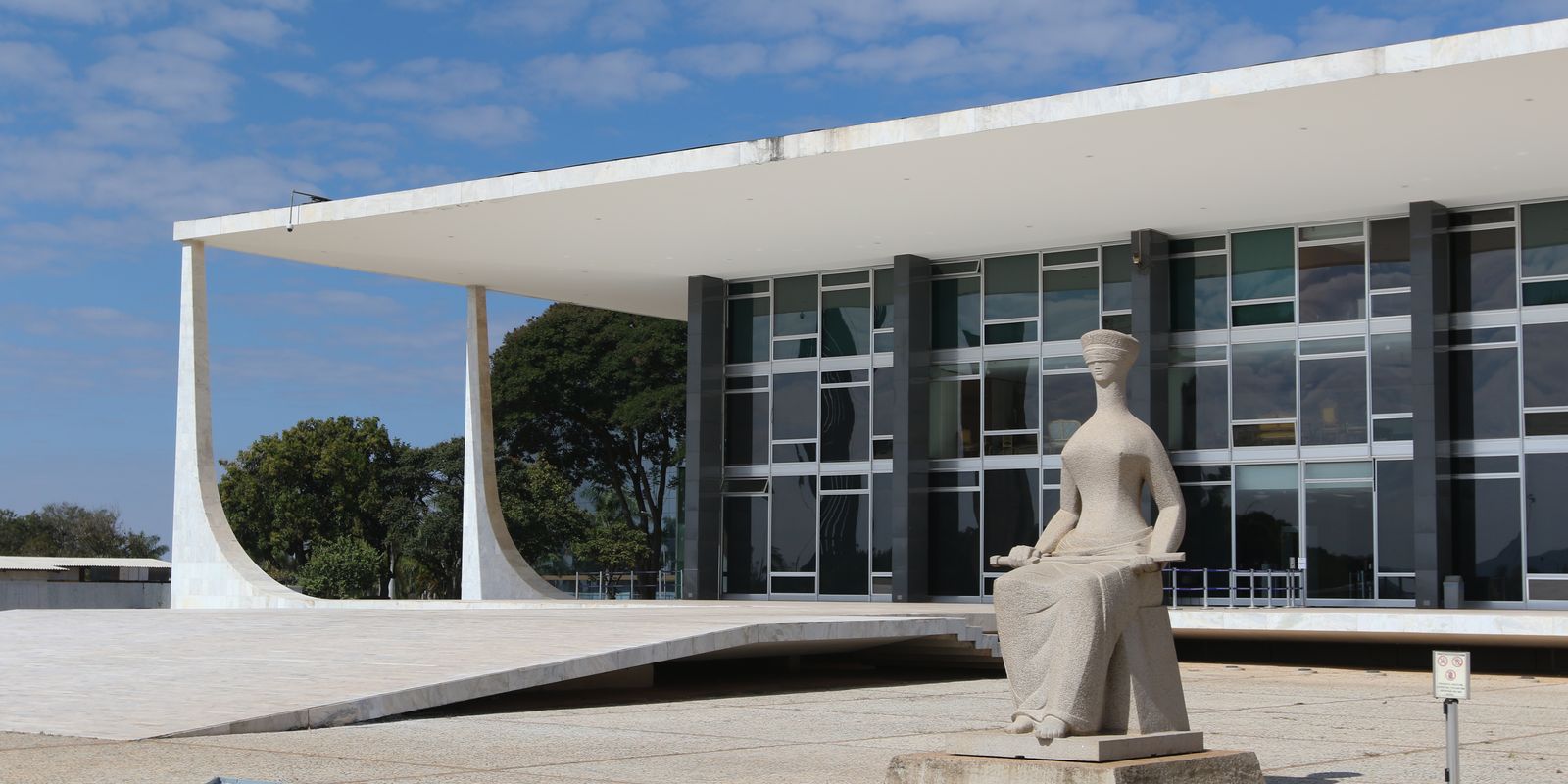 STF determina atualização anual do valor do mínimo existencial