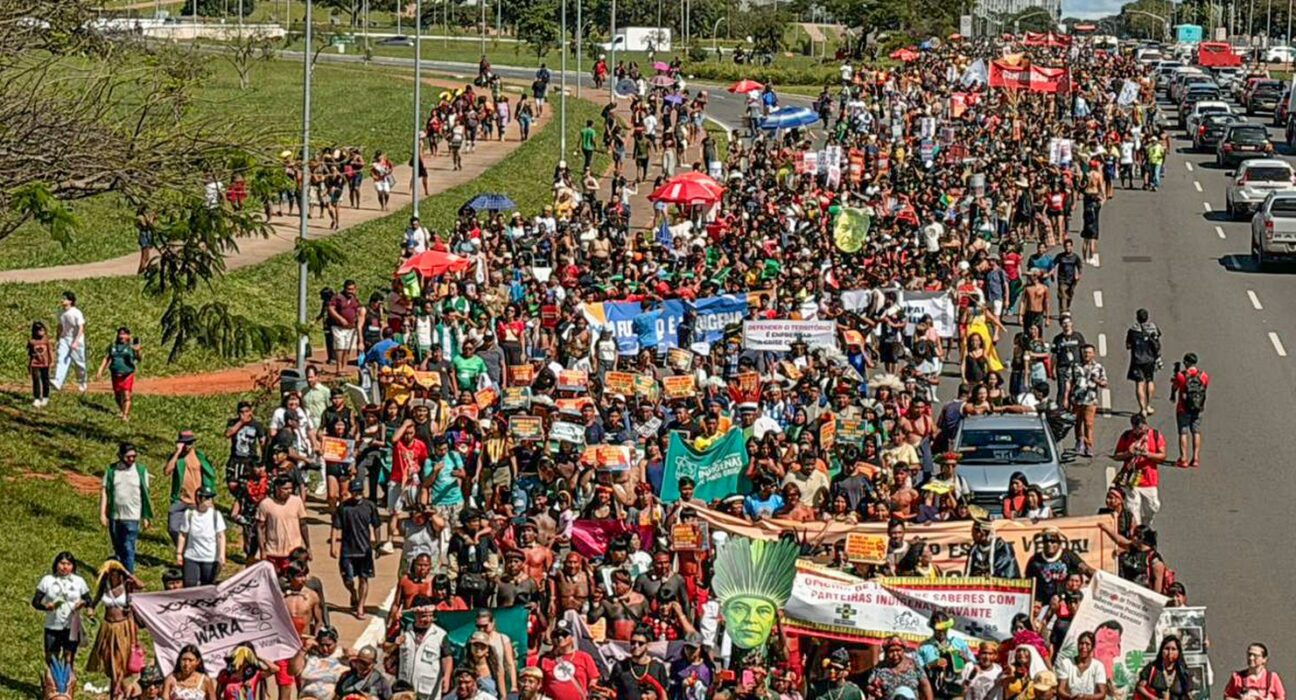 Em carta, indígenas veem avanços, mas cobram demarcações e proteção