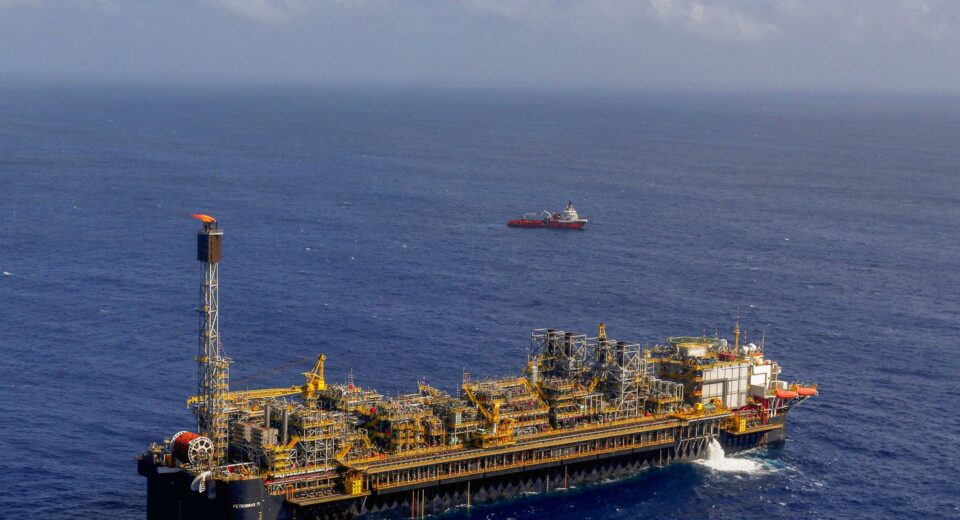 ANP aprova estudos sobre bloco no pré-sal da Bacia de Santos