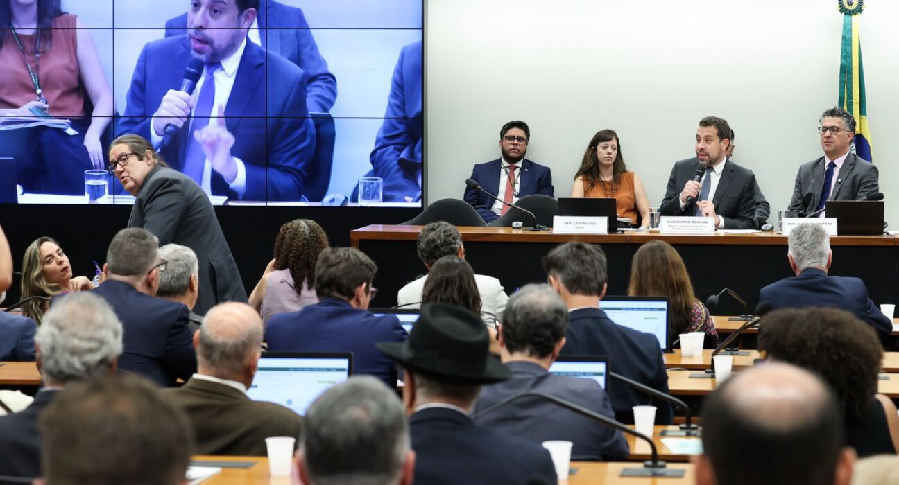 Boulos critica compensação a empresas pelo fim da escala 6x1
