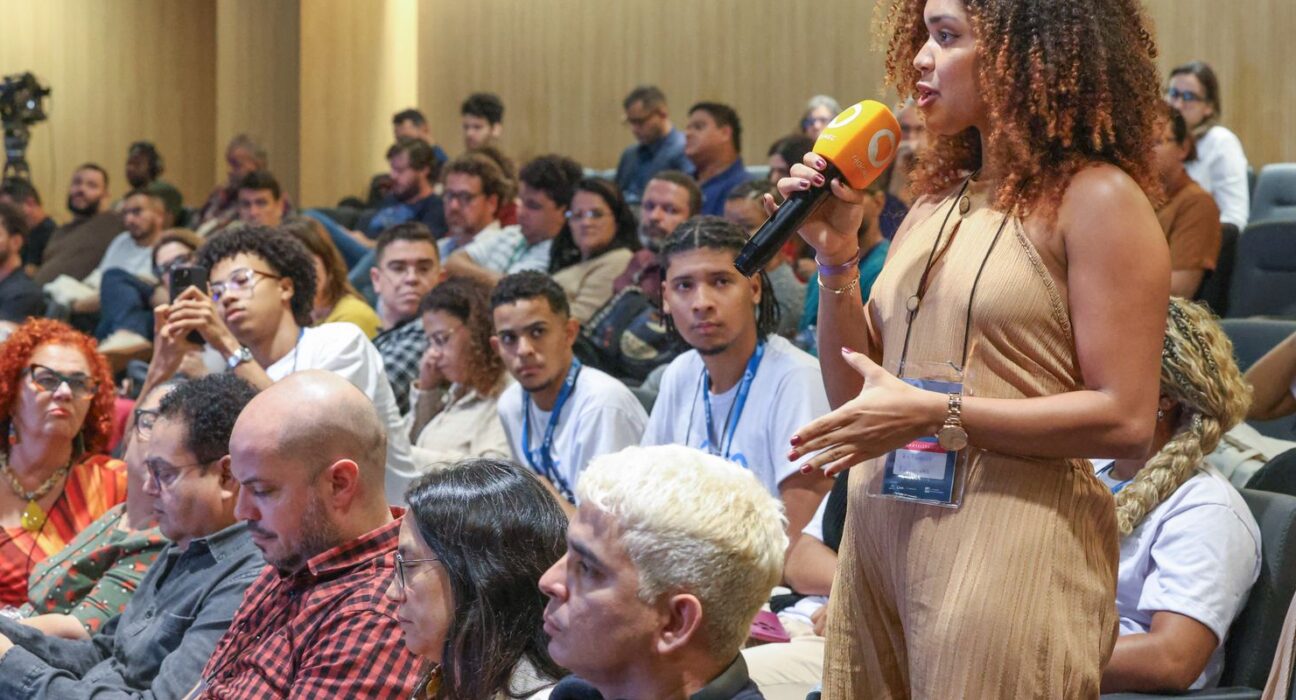 Simpósio no Rio discute futuro da mídia sonora no Brasil