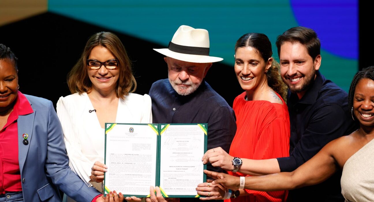 EBC e MinC assinam acordo para integrar acervo ao Tela Brasil