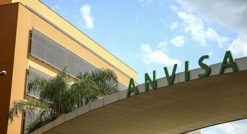 Anvisa apreende canetas emagrecedoras sem identificação de fabricante
