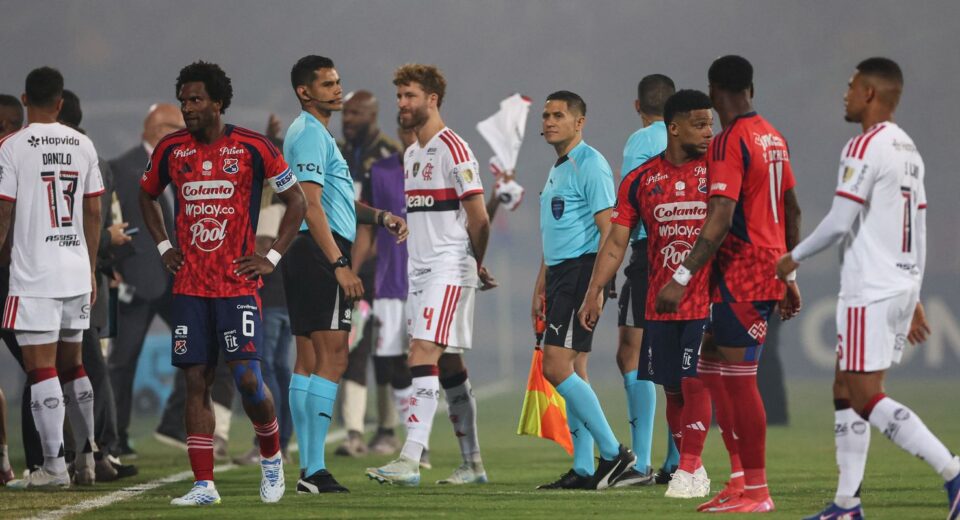 Jogo do Flamengo na Libertadores é cancelado por atos de vandalismo