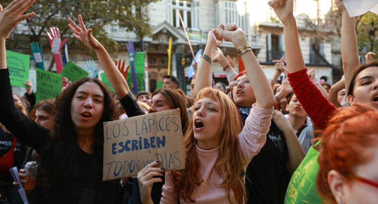 Marcha Universitária protesta contra cortes de Milei
