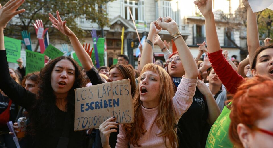 Marcha Universitária protesta contra cortes de Milei