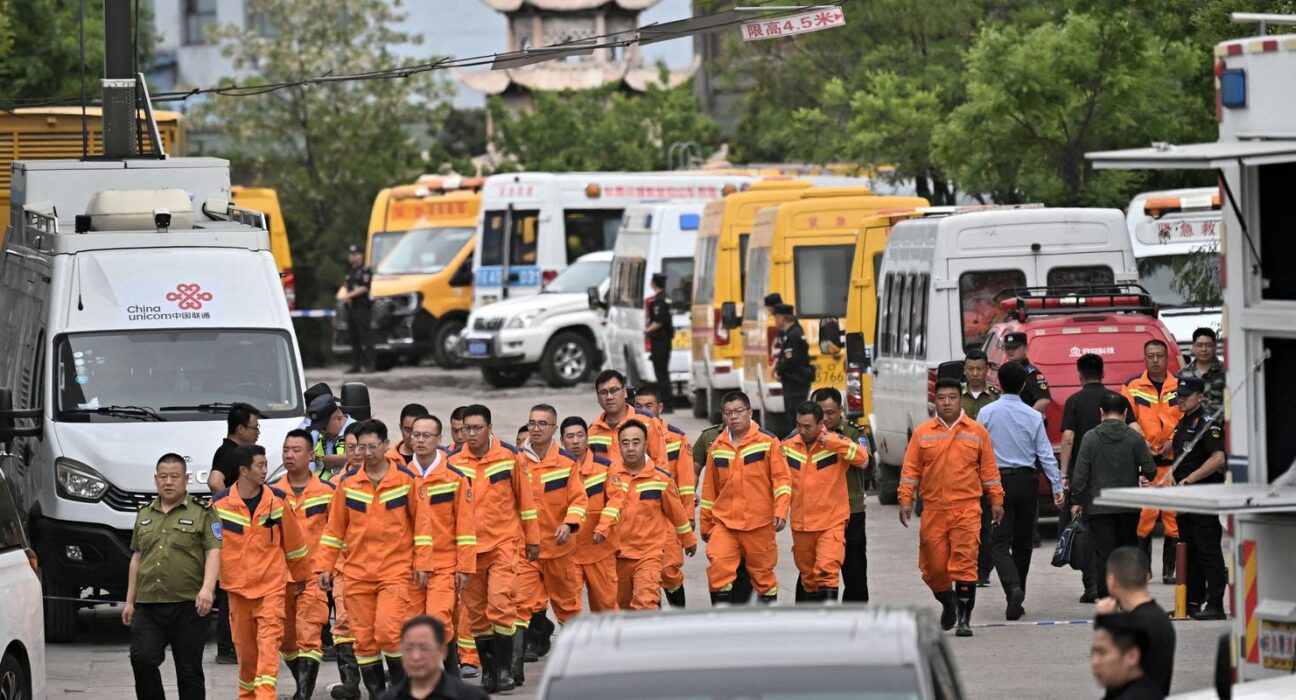 Explosão em mina de carvão na China mata 82 pessoas