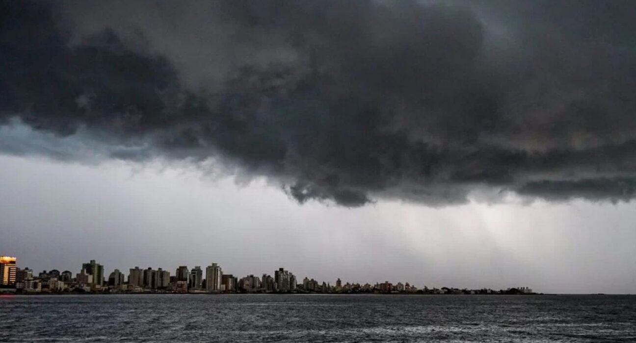 Ciclone deve provocar temporais e rajadas de vento em Santa Catarina