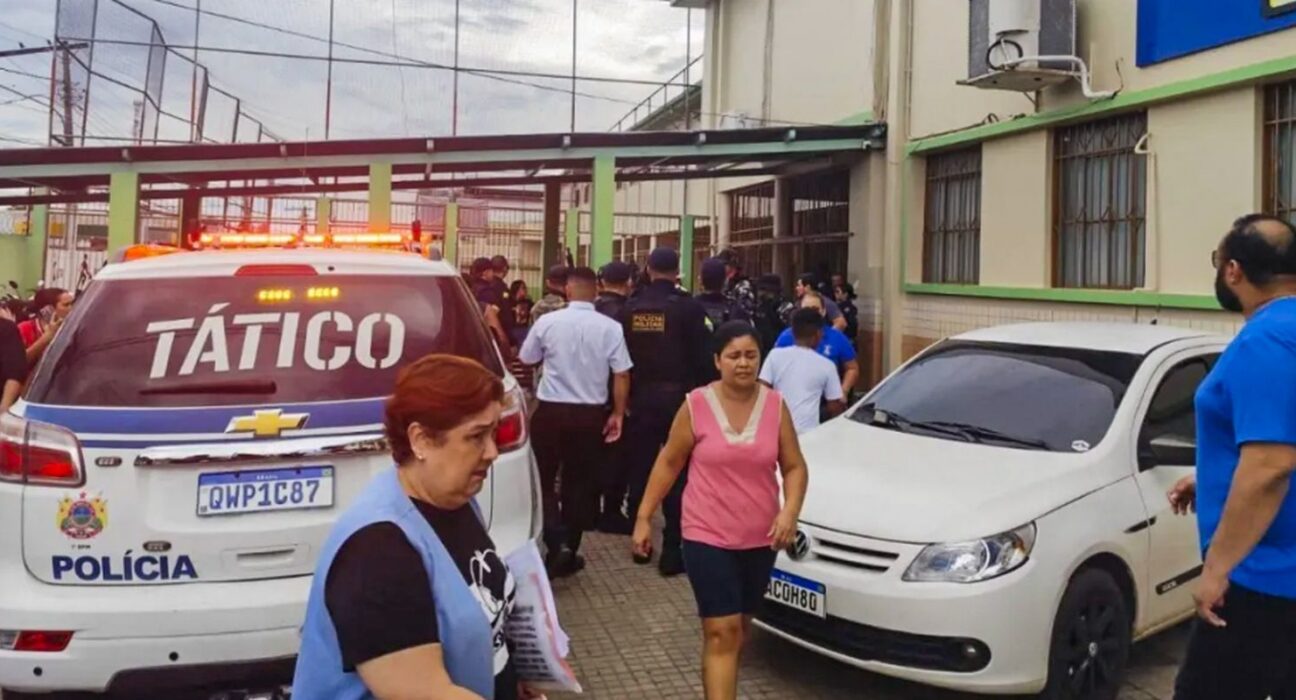 Adolescente invade escola e mata duas funcionárias a tiros no Acre