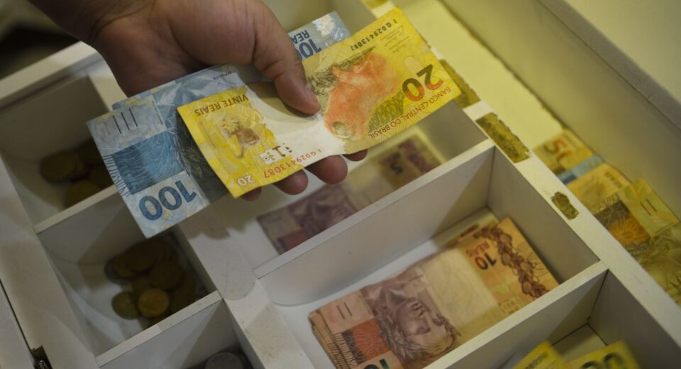 Desenrola: bancos devem transferir valores esquecidos a fundo público
