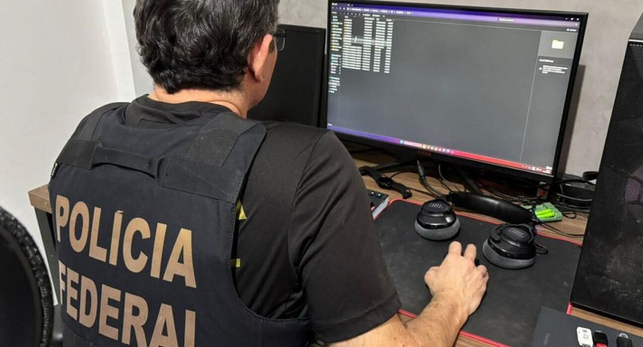Crime de racismo em canal de mensagens é investigado pela PF
