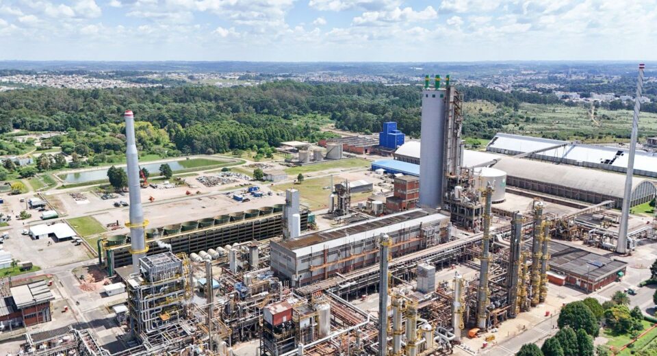 Petrobras volta a produzir ureia em fábrica de fertilizante no Paraná
