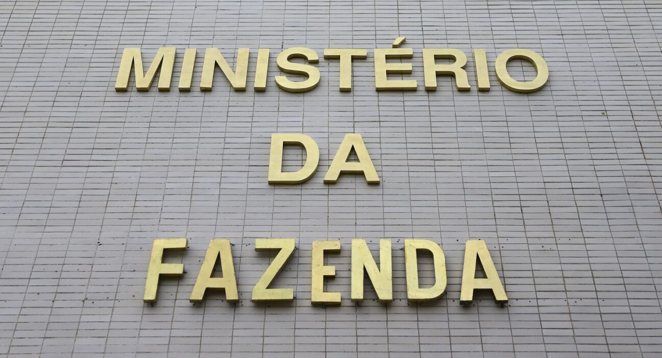 CMN adia bloqueio ambiental no crédito rural para 2027