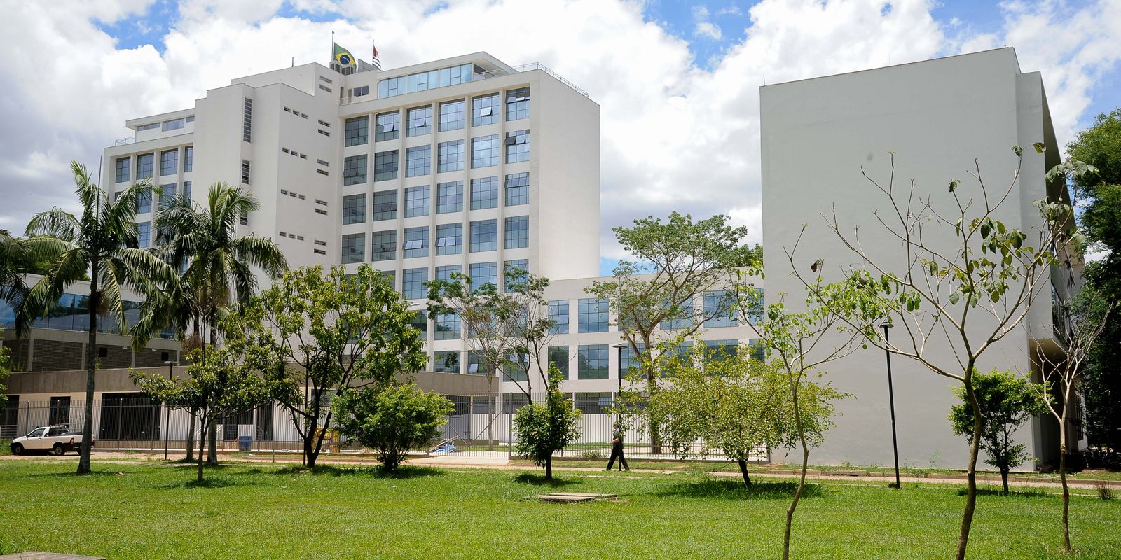 Estudantes da USP denunciam desocupação ilegal e violenta feita por PM