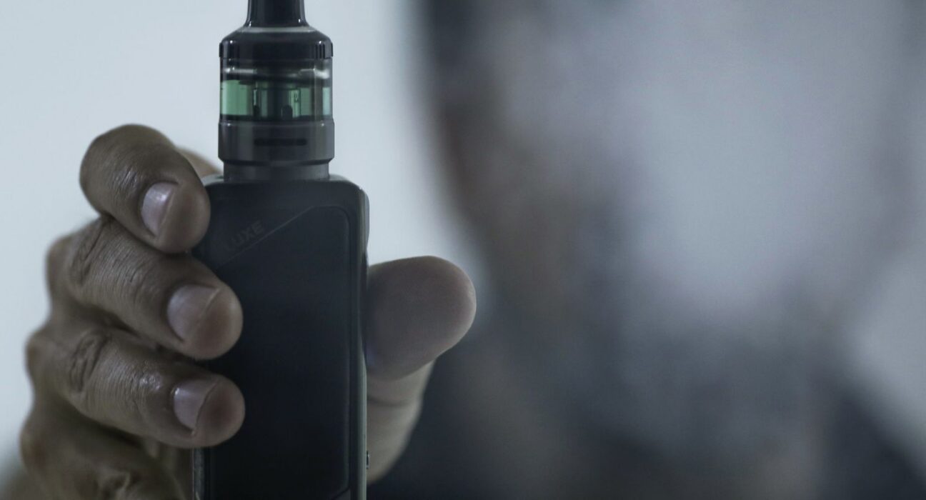 Dia Mundial sem Tabaco: novas tecnologias camuflam vapes e são desafio