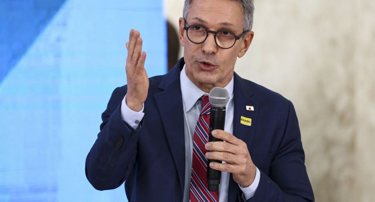 PGR denuncia Zema por calúnia contra Gilmar Mendes