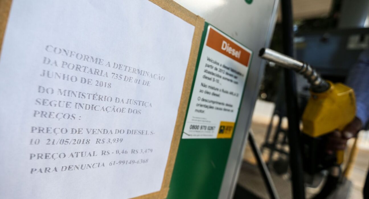 Óleo diesel cai pela 4ª vez em cinco semanas e acumula recuo de 4,5%