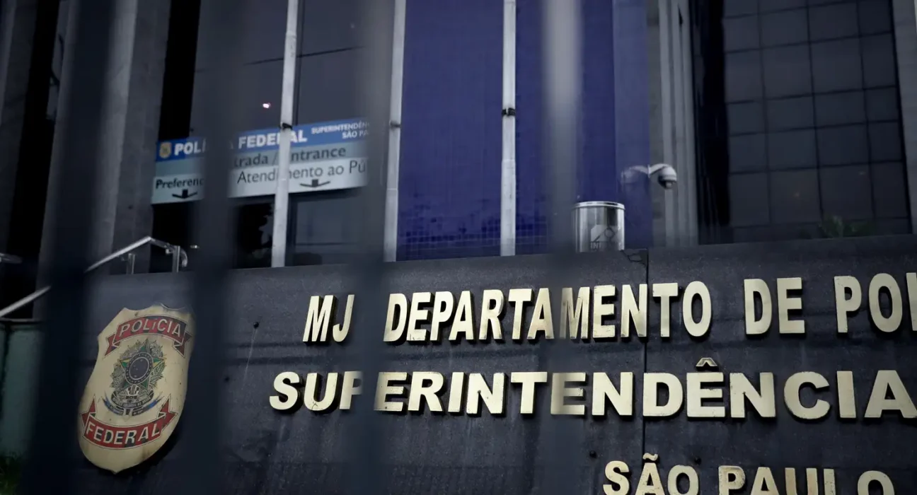 Pai de Daniel Vorcaro é preso na 6ª fase da operação Compliance Zero