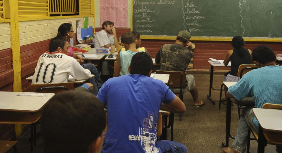 Encceja 2026: prazo de inscrição gratuita termina nesta sexta-feira