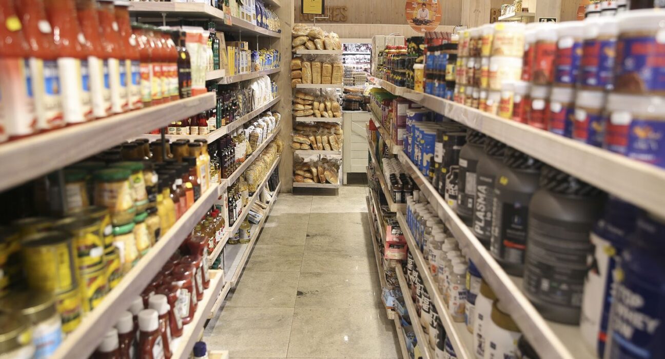 Cesta básica fica mais cara em todas as capitais no mês de abril