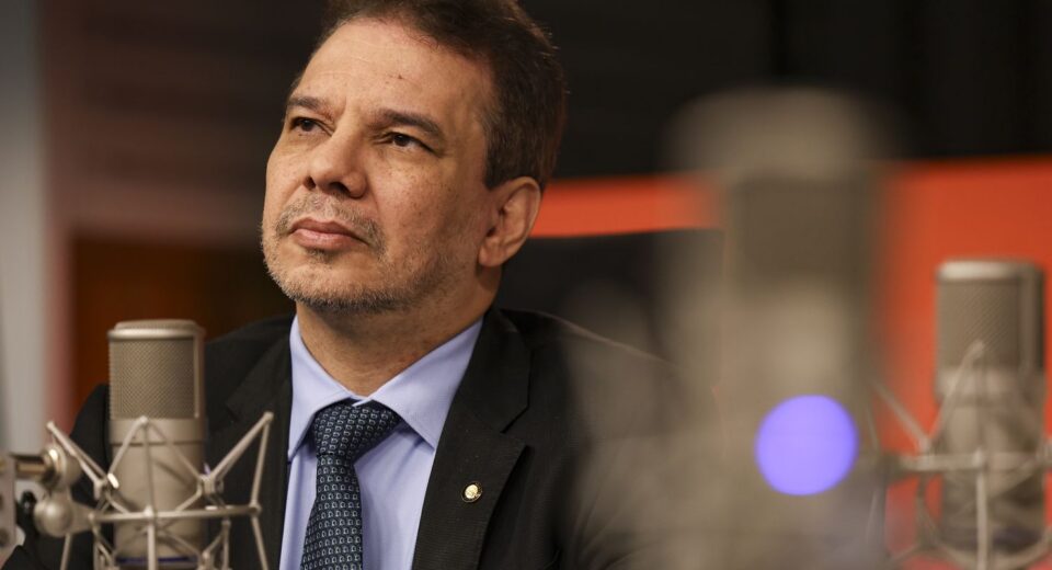 "Vamos tirar de presídio a marca de escritório do crime”, diz ministro