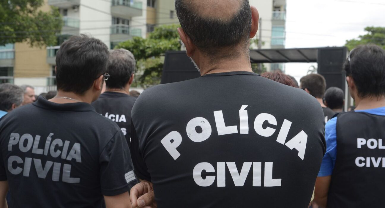 Deputado do Rio é alvo de operação por suspeita de vínculo com facção