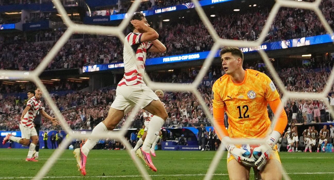 EUA estreia na Copa do Mundo com goleada sobre o Paraguai: 4x1